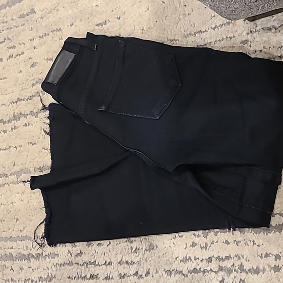 Aritzia The Castings high rise cigarette Jeans Overdye Black, raw edge hems - Picture 5 of 7